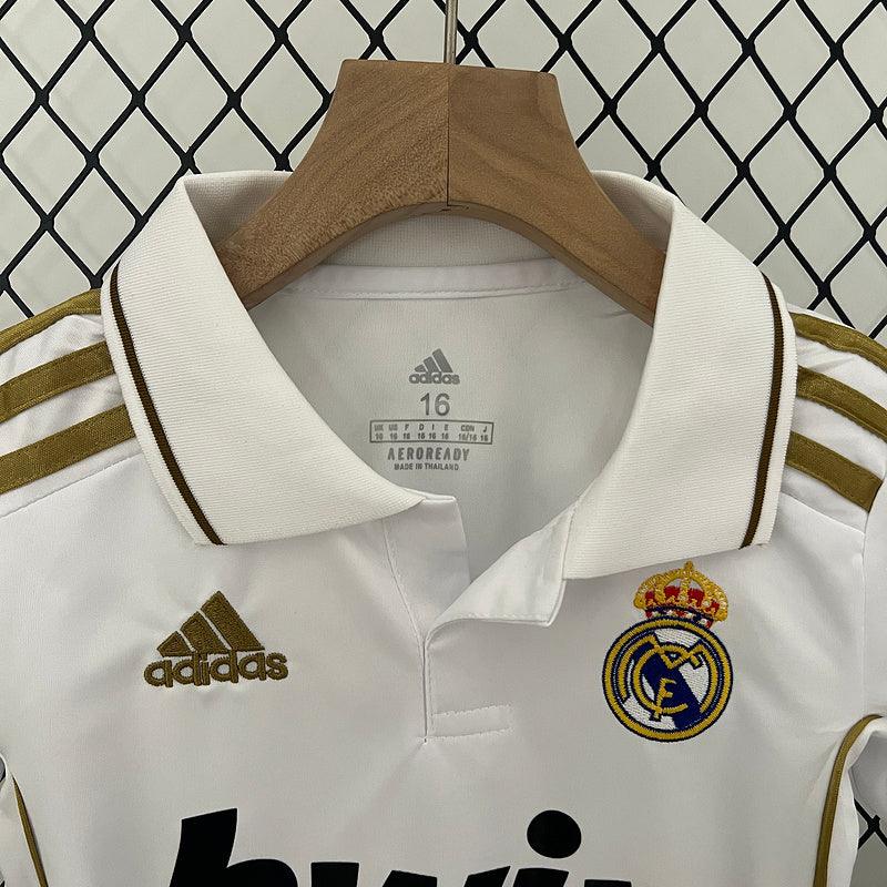 Conjunto Retrô Infantil Real Madrid l 2011/12 - Modelo Torcedor